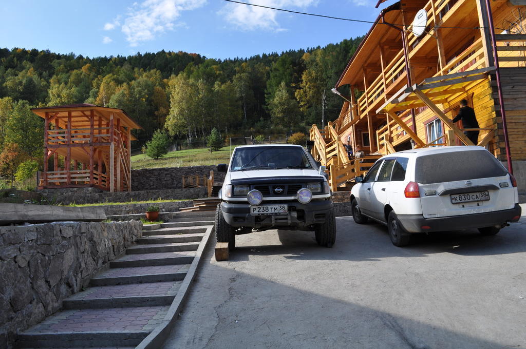 Bajkalskie Prostory Hotel Listvyanka Exterior foto